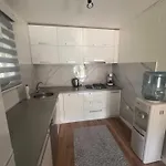 Sa Bazenom Lily Villa