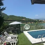 Sa Bazenom Lily Villa