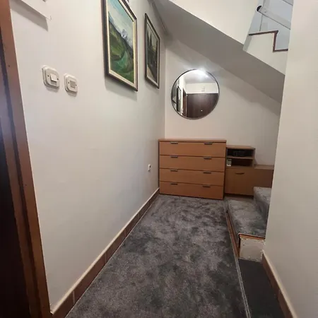 Sa Bazenom Lily Villa