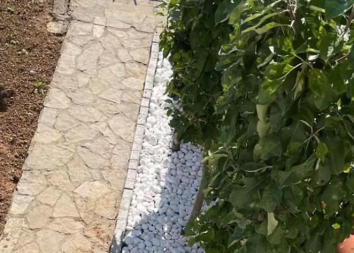 Vila Sa Bazenom Lily